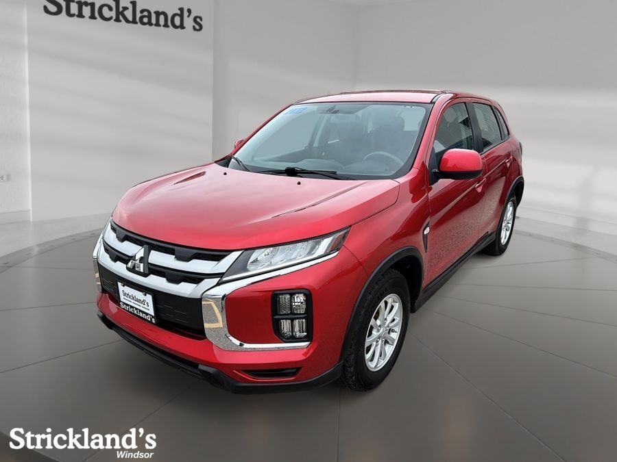 2022 Mitsubishi RVR SE AWC 