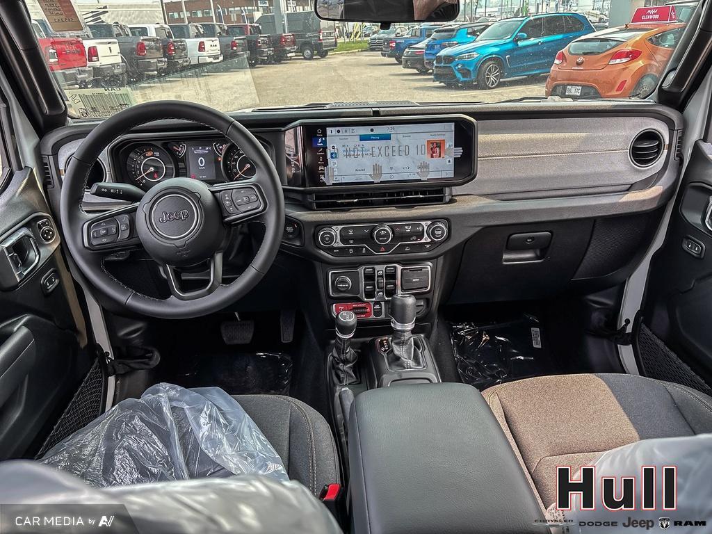 2025 Jeep Wrangler 4-Door Willys, Toronto, Cash
