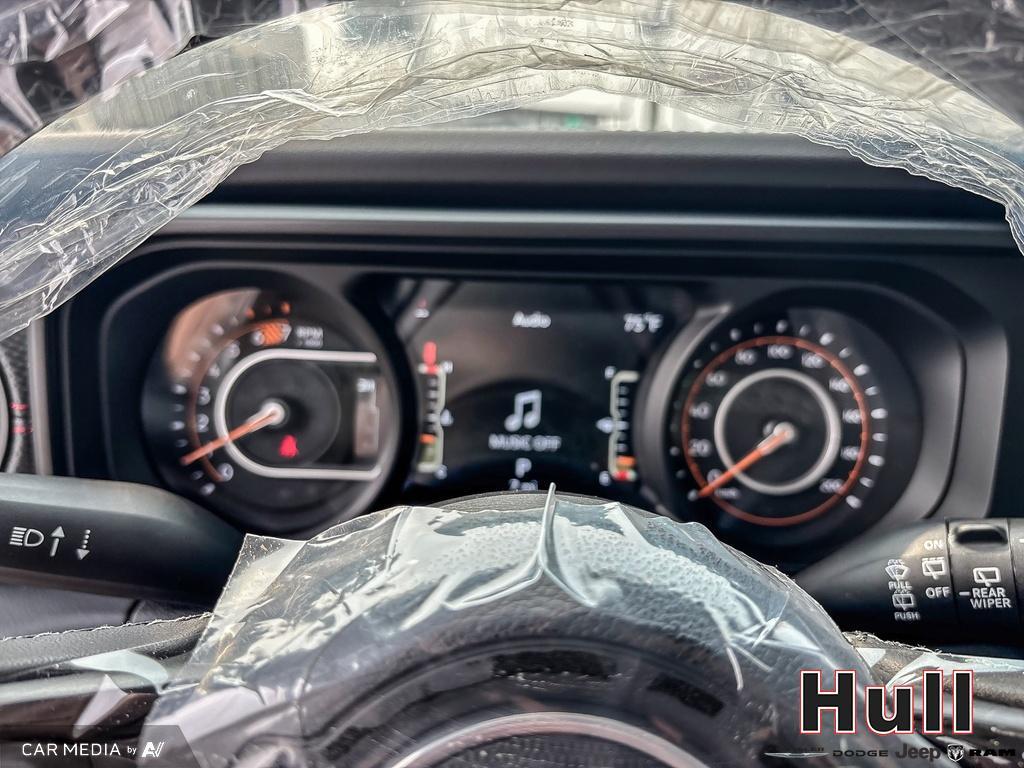 2025 Jeep Wrangler 4-Door Rubicon, Toronto, Cash