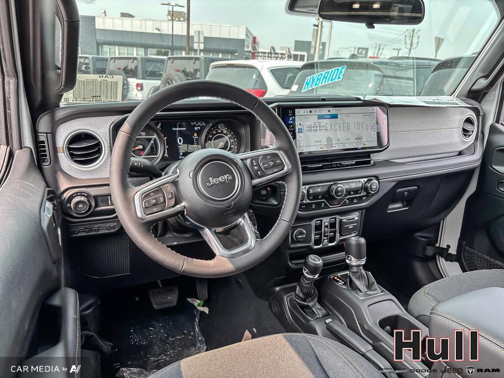 2025 Jeep Wrangler 4-Door Sahara, Toronto, Cash