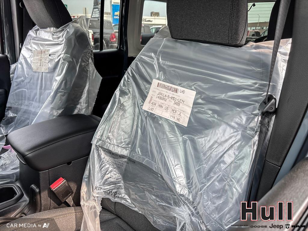 2025 Jeep Wrangler 4-Door Willys, Toronto, Cash