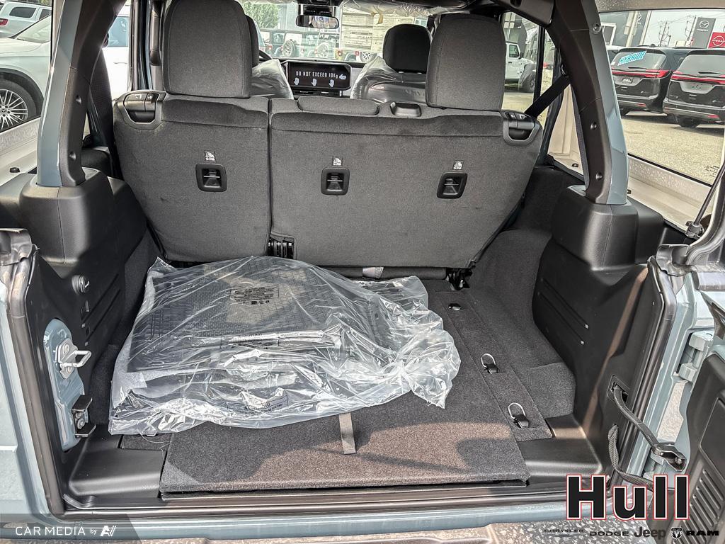 2025 Jeep Wrangler 4-Door Willys, Toronto, Cash
