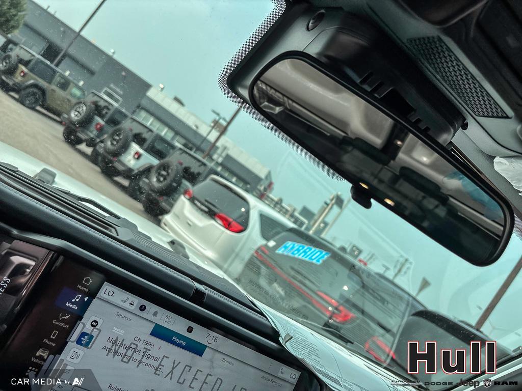 2025 Jeep Wrangler 4-Door Sahara, Toronto, Cash