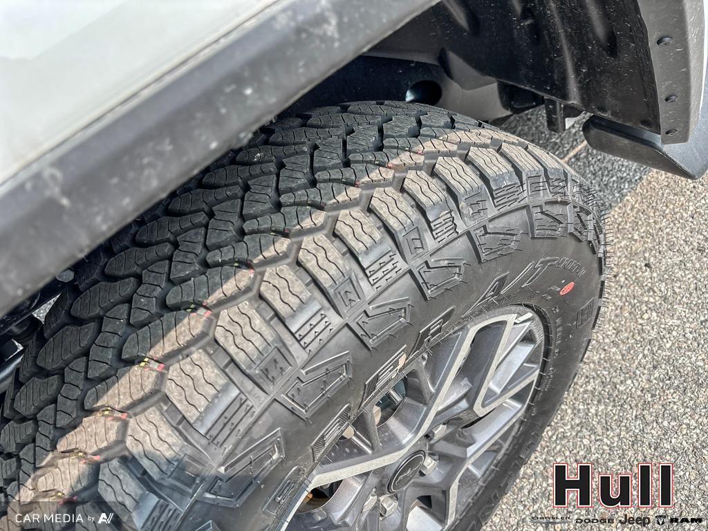 2025 Jeep Wrangler 4-Door Sahara, Toronto, Cash
