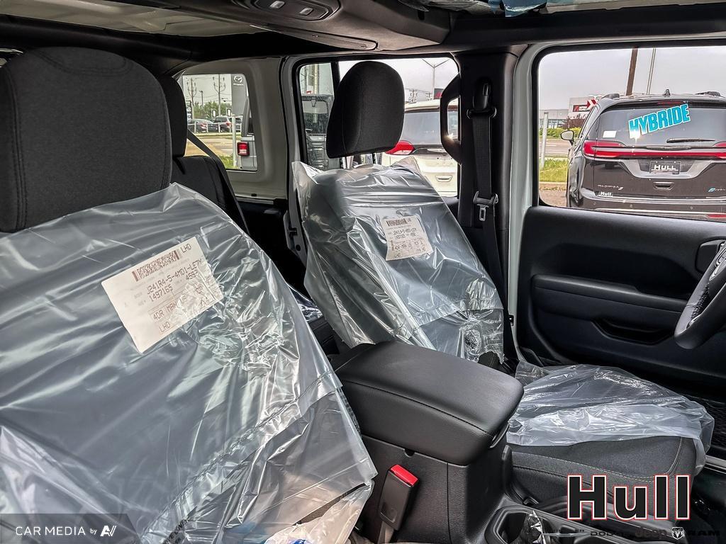 2025 Jeep Wrangler 4-Door Willys, Toronto, Cash