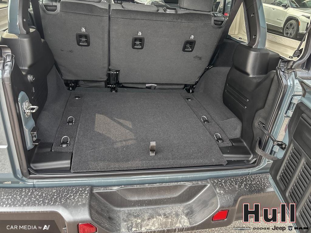 2025 Jeep Wrangler 4-Door Rubicon, Toronto, Cash
