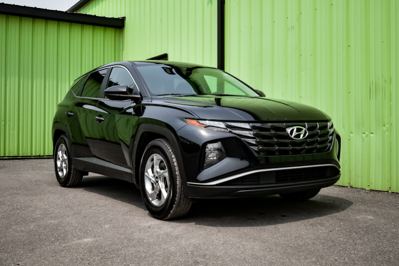 2022 Hyundai Tucson Essential  • HEATED SEATS • CP/AA • REAR CAM