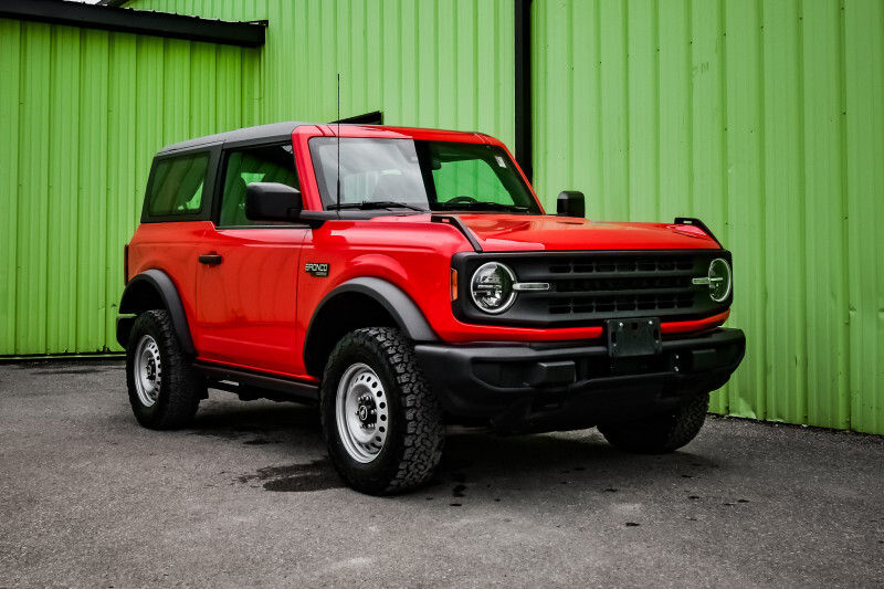 2023 Ford Bronco Base  • SUNROOF • REAR CAM • TOW PACKAGE • CP/AA