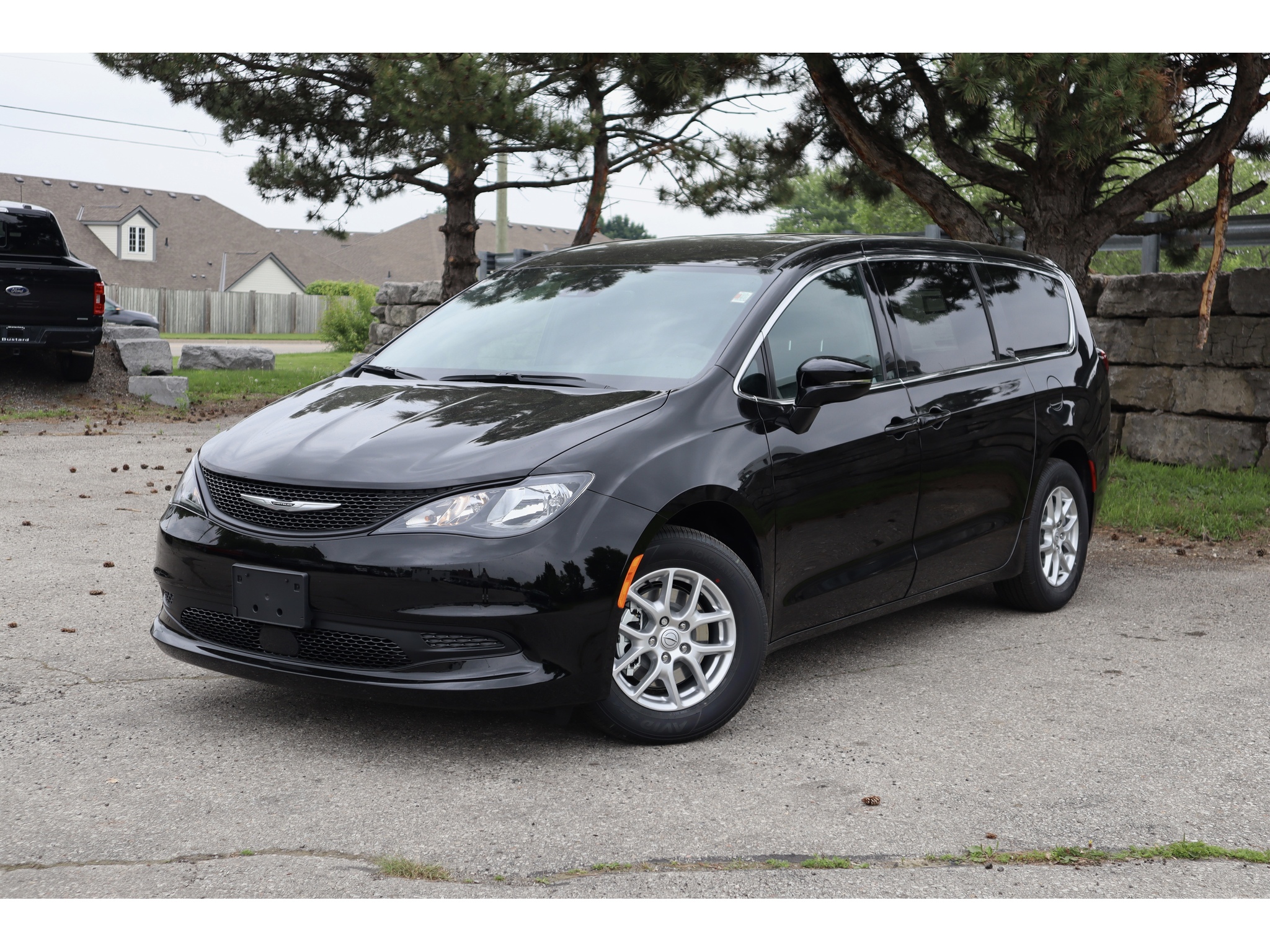 2025 Chrysler Grand Caravan