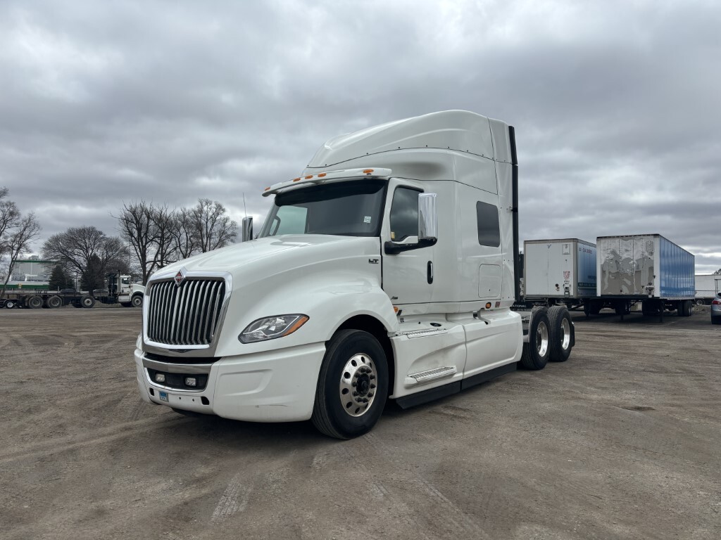 2018 International LT625
