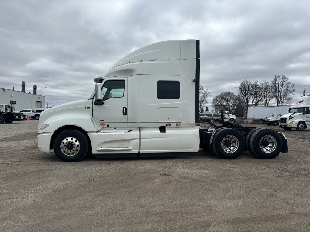 2018 International LT625