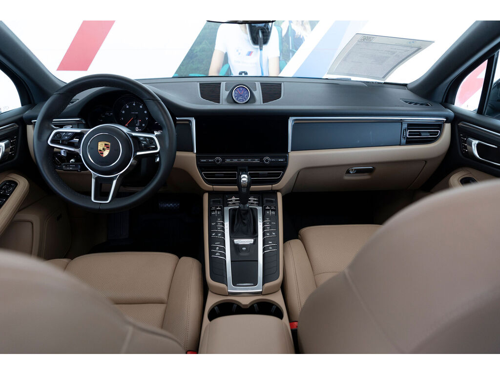 2020 Porsche Macan , Vancouver, Cash