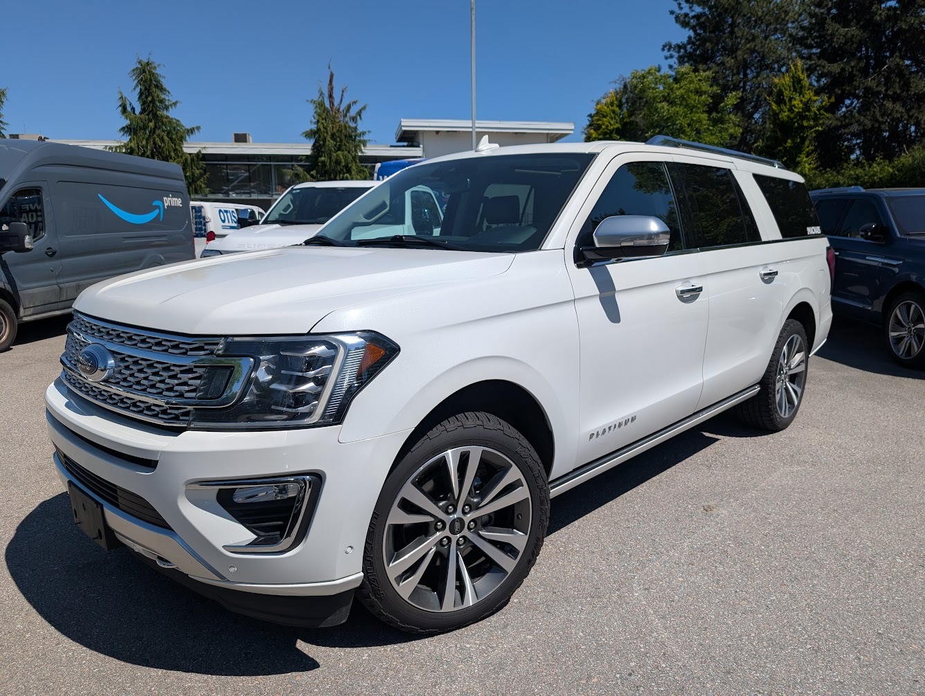 2021 Ford Expedition Max Platinum Max  - Heavy Duty Tow, 2nd Row Buckets