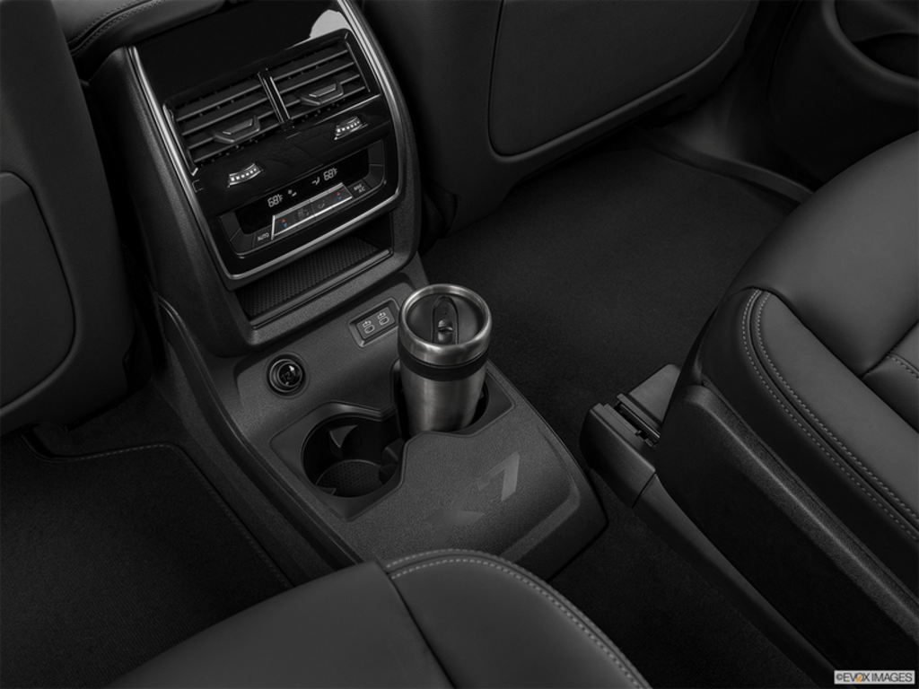 2025 BMW X7 M60i xDrive, Vancouver, Cash