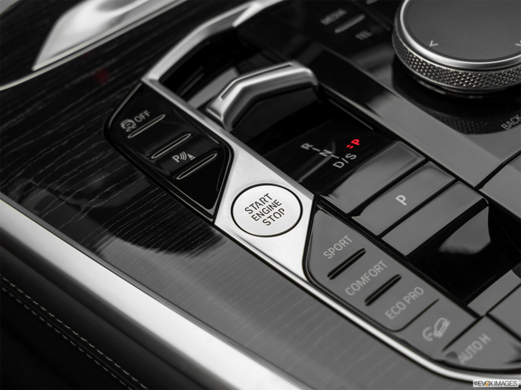 2025 BMW X7 M60i xDrive, Vancouver, Cash