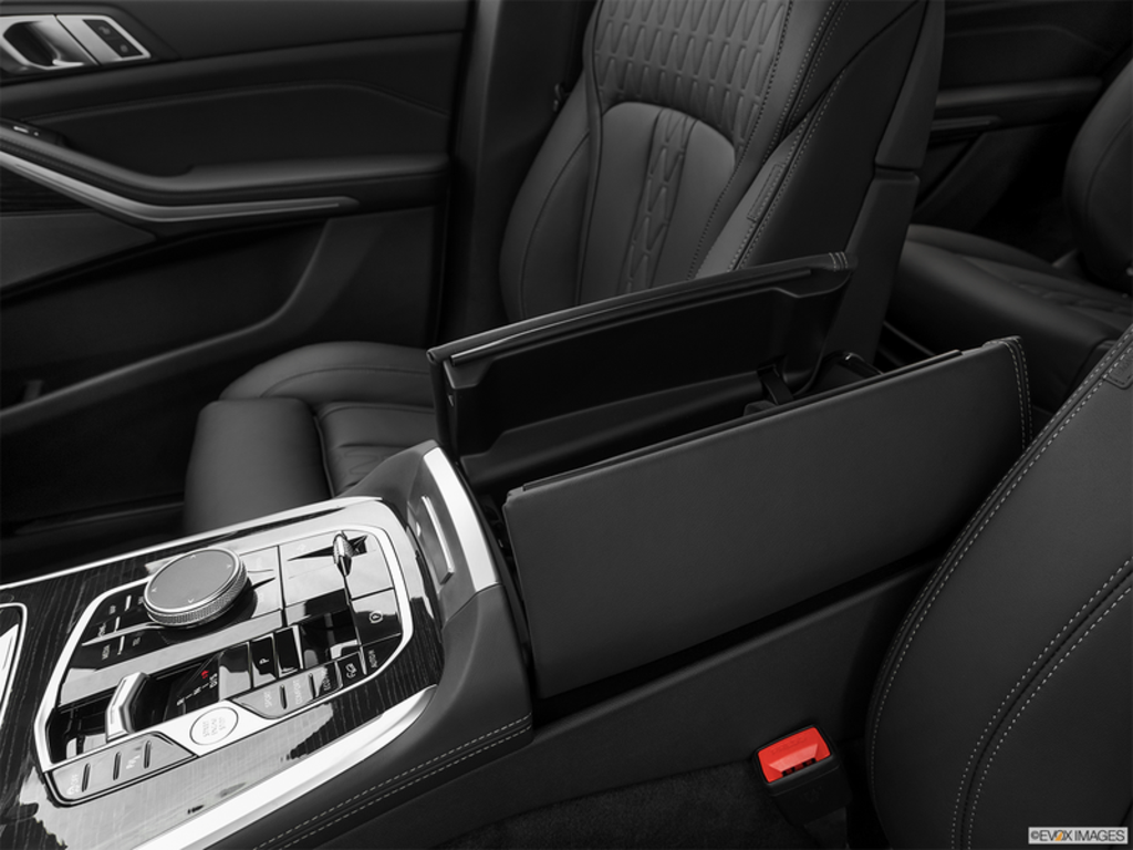2025 BMW X7 M60i xDrive, Vancouver, Cash