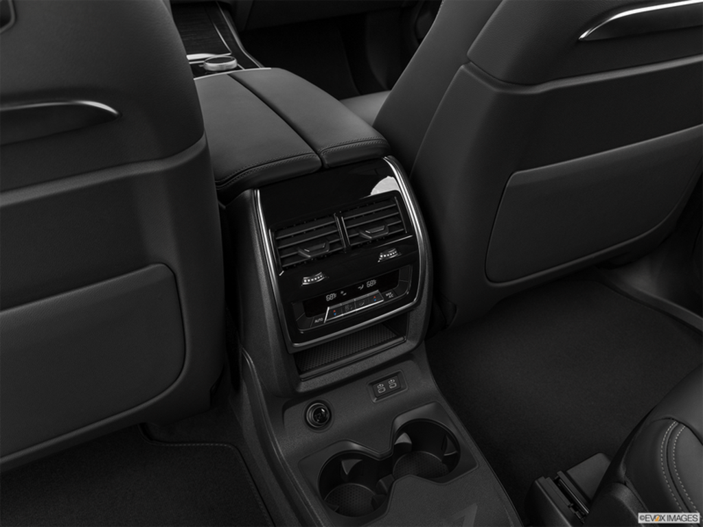 2025 BMW X7 M60i xDrive, Vancouver, Cash