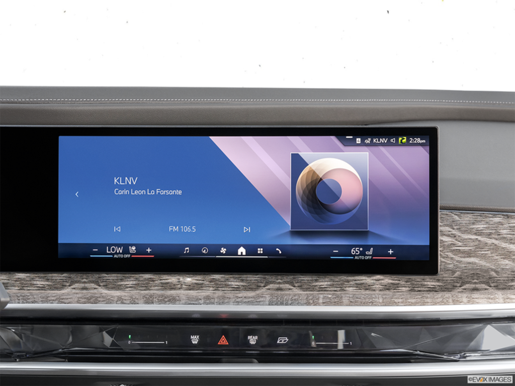2025 BMW i7 xDrive60, Vancouver, Cash