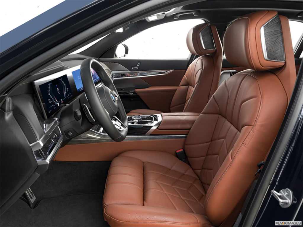2025 BMW i7 xDrive60, Vancouver, Cash