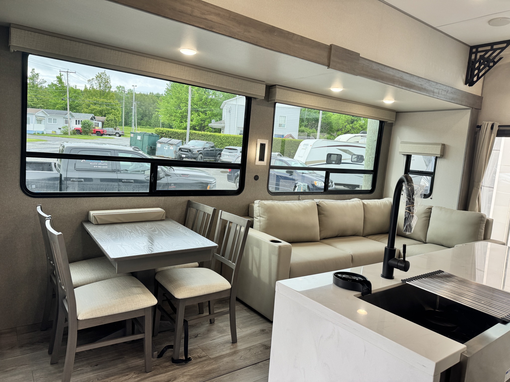 2025 Coachmen 43 CONDO