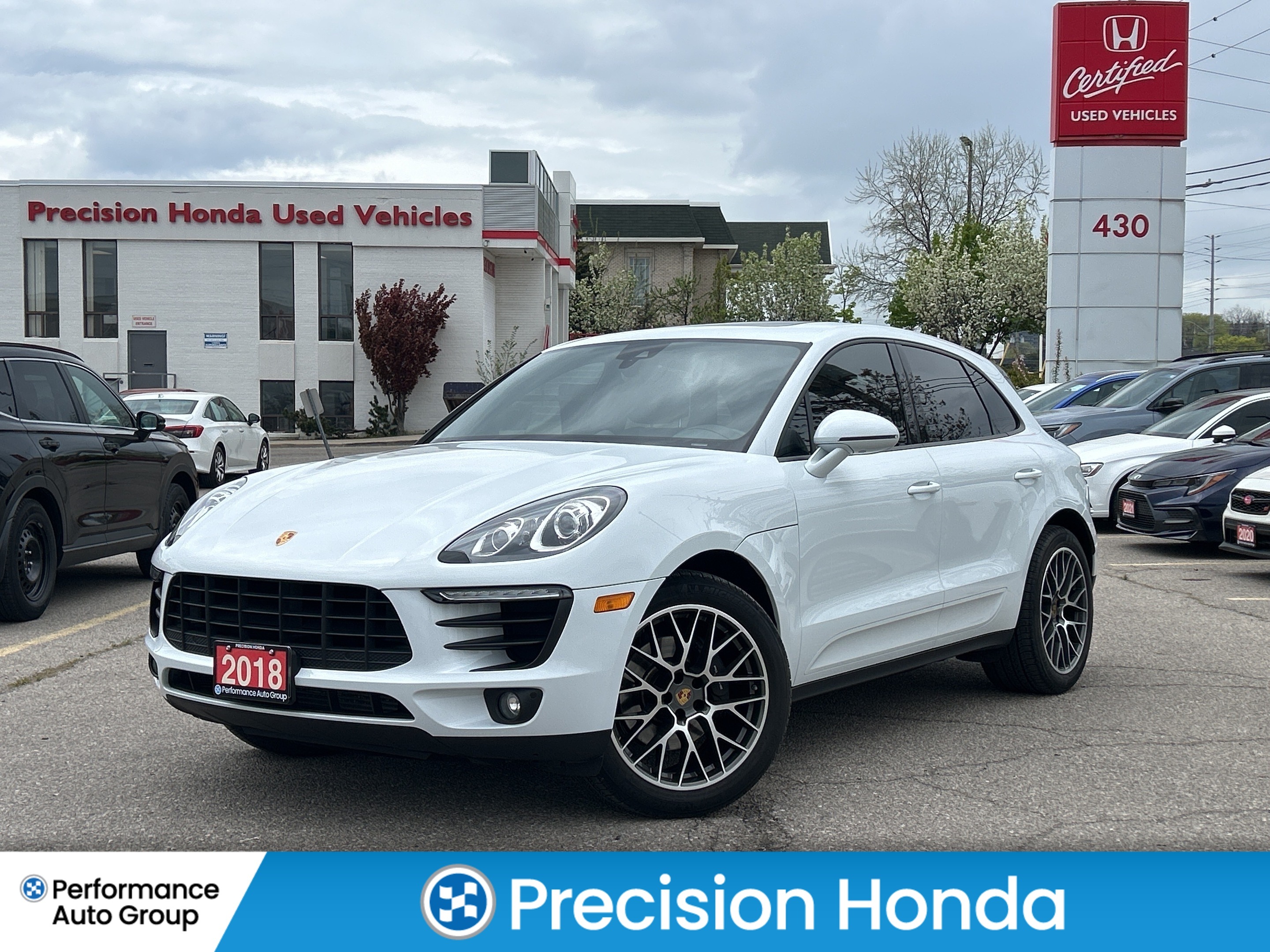 2018 Porsche Macan Sport Edition - Sunroof - Navigation - Leather