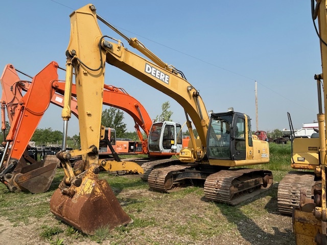 2003 Deere 200C LC 