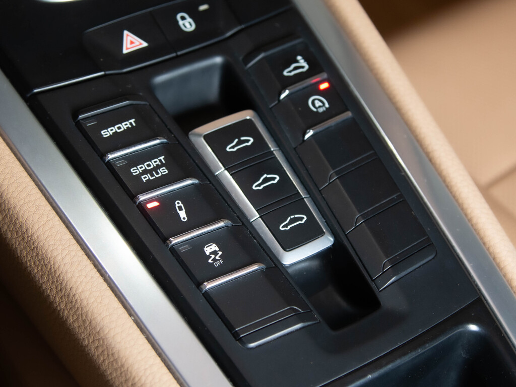 2012 Porsche 911 Carrera S, Toronto, Cash
