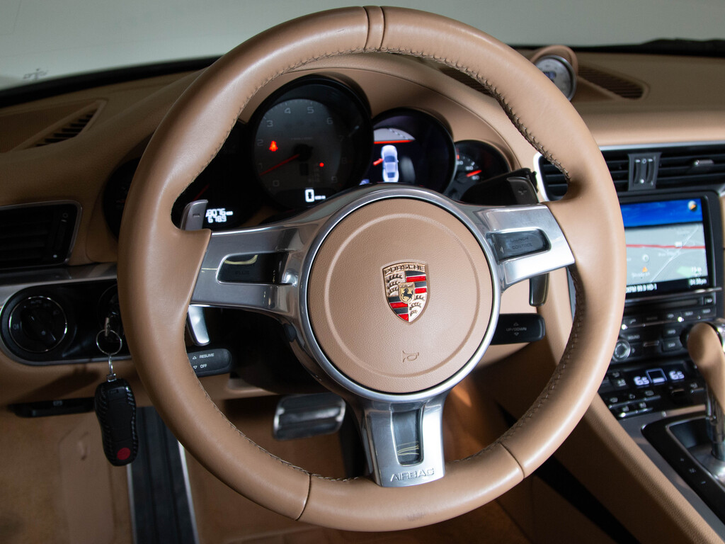 2012 Porsche 911 Carrera S, Toronto, Cash