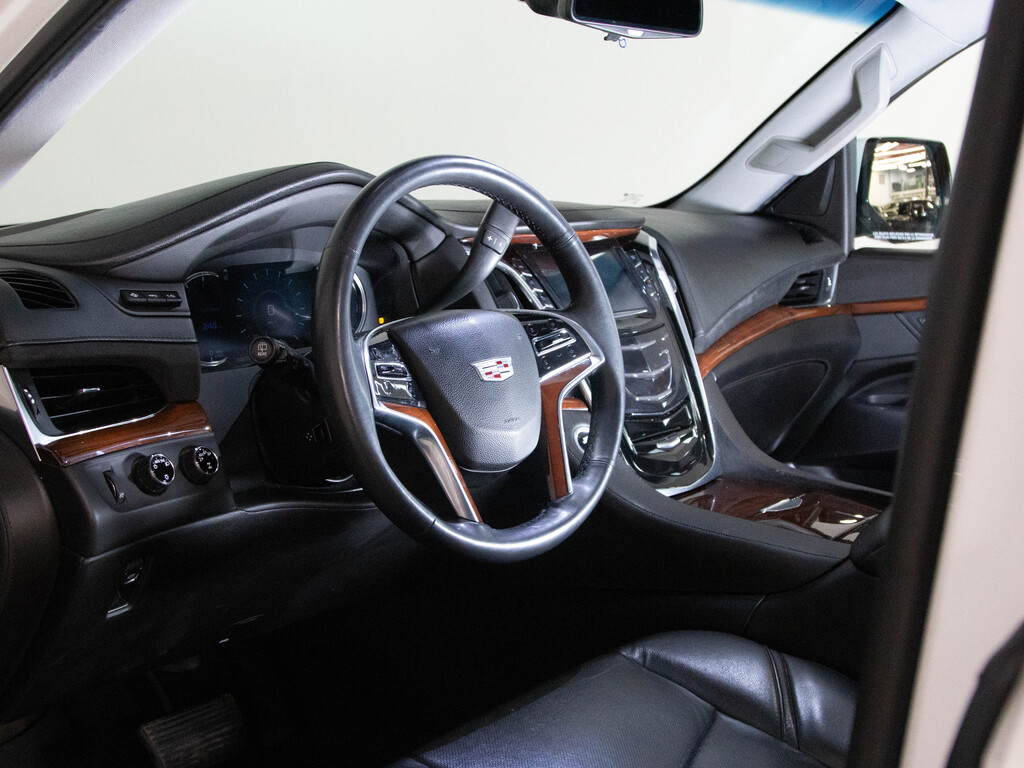 2018 Cadillac Escalade Premium Luxury, Toronto, Cash