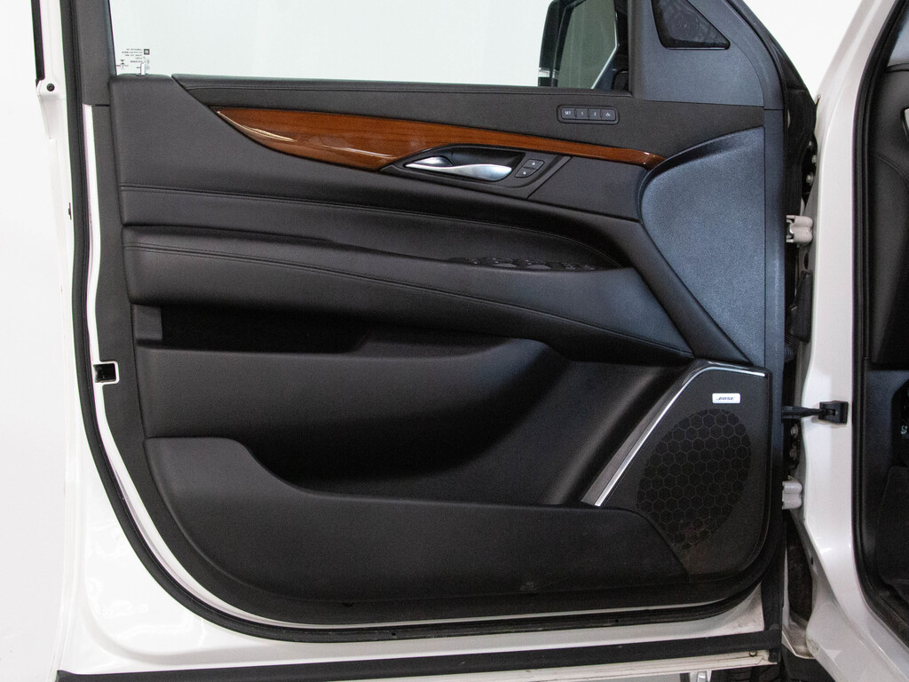2018 Cadillac Escalade Premium Luxury, Toronto, Cash