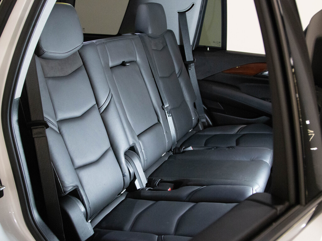 2018 Cadillac Escalade Premium Luxury, Toronto, Cash