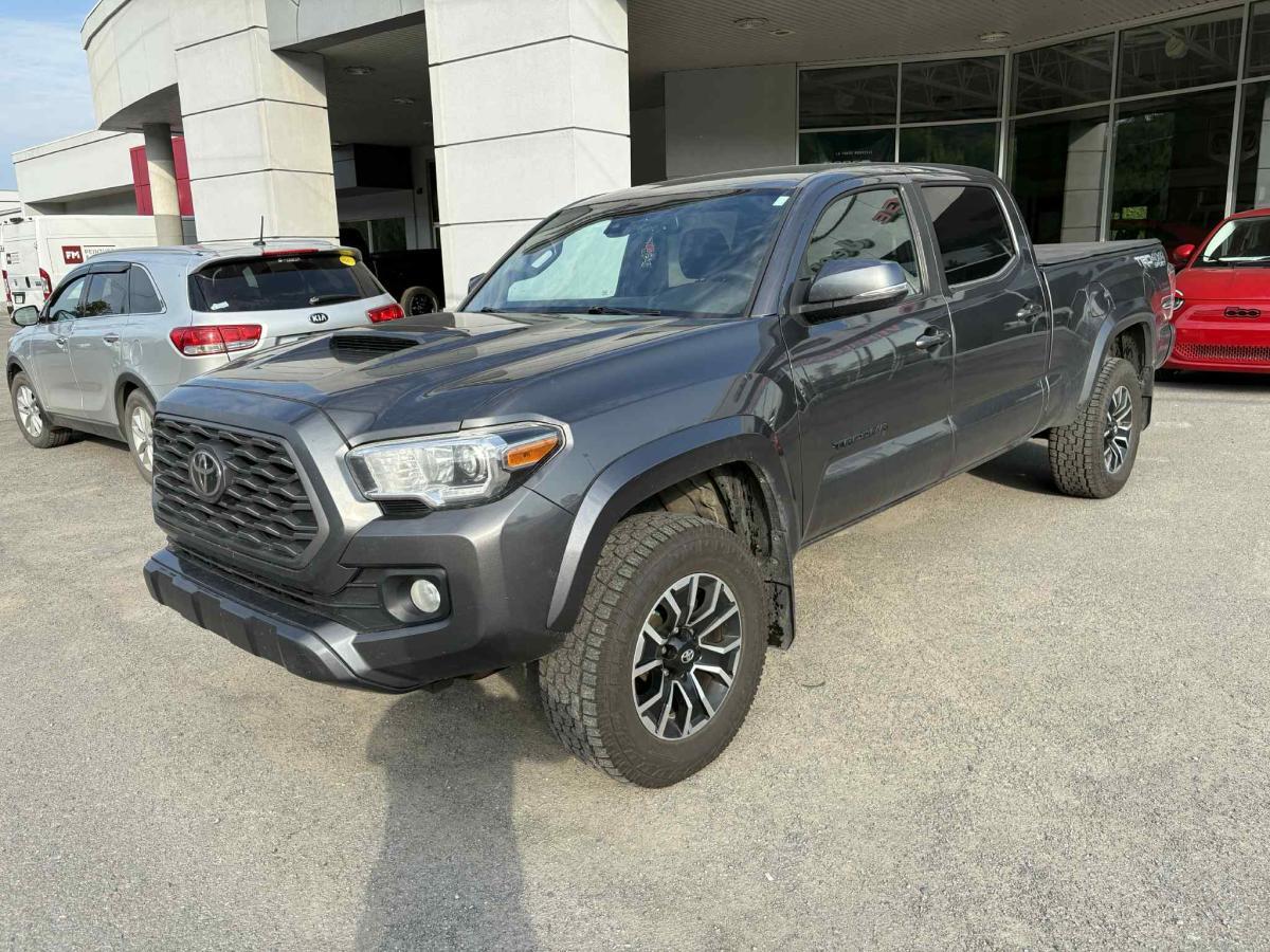 2020 Toyota Tacoma Double Cab 4x4 BM emp. court
