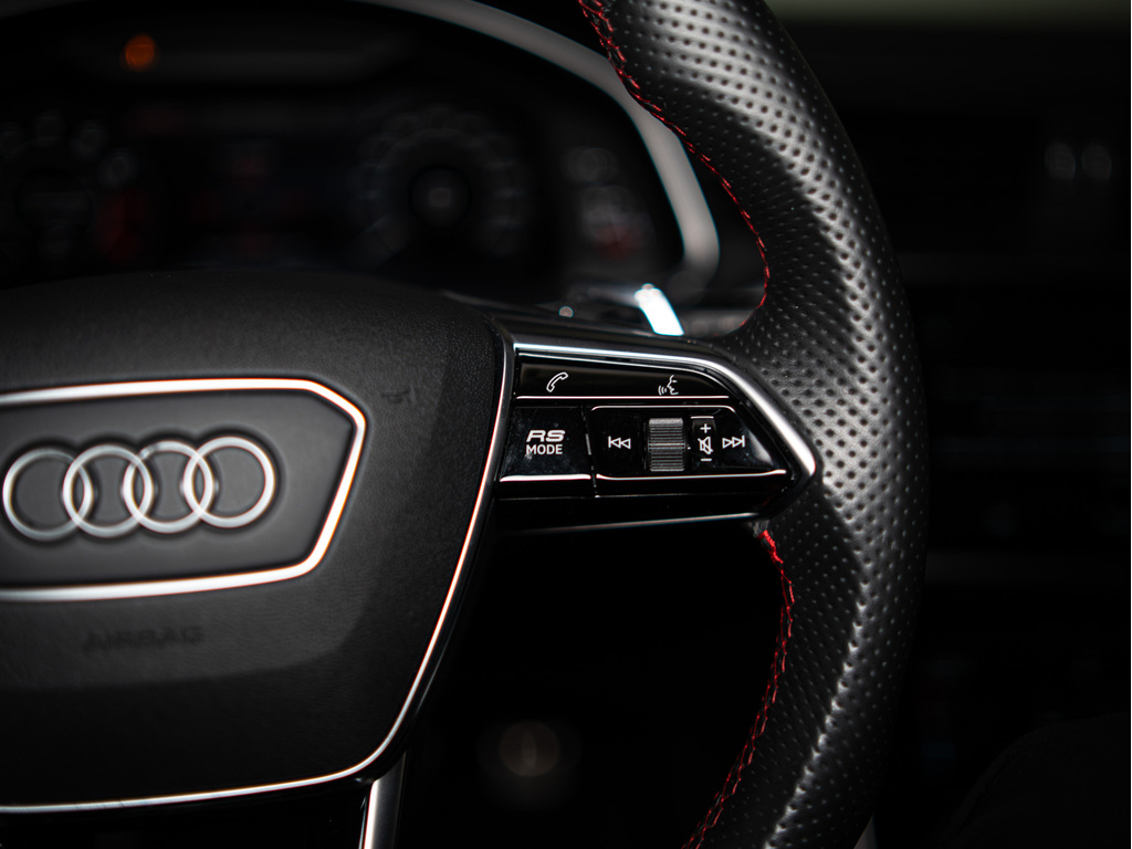 2021 Audi RS 6 Avant 4.0T, Toronto, Cash