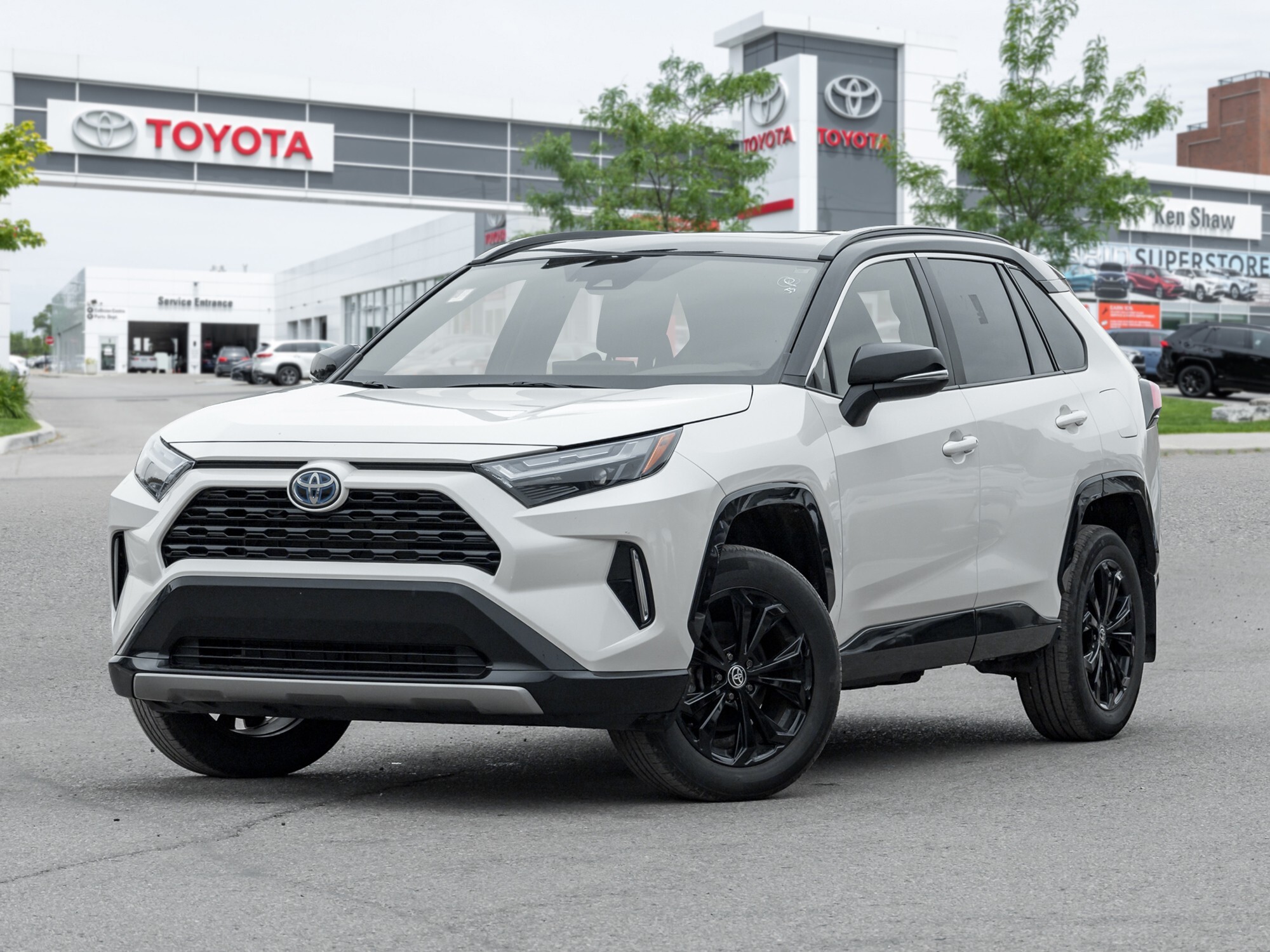 2022 Toyota RAV4 Hybrid XSE / Sunroof / Power Driver Seat / Heated Seats 