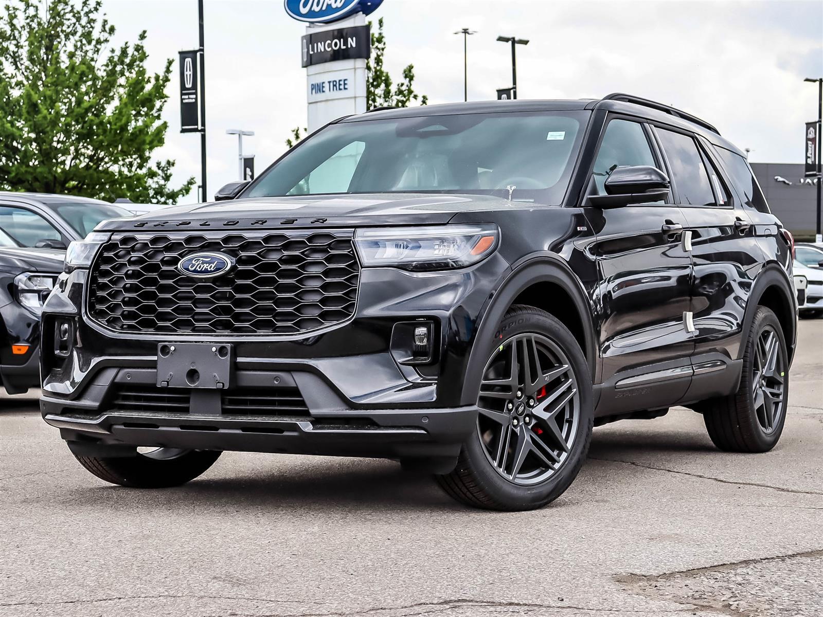 2025 Ford Explorer ST-Line 4WD