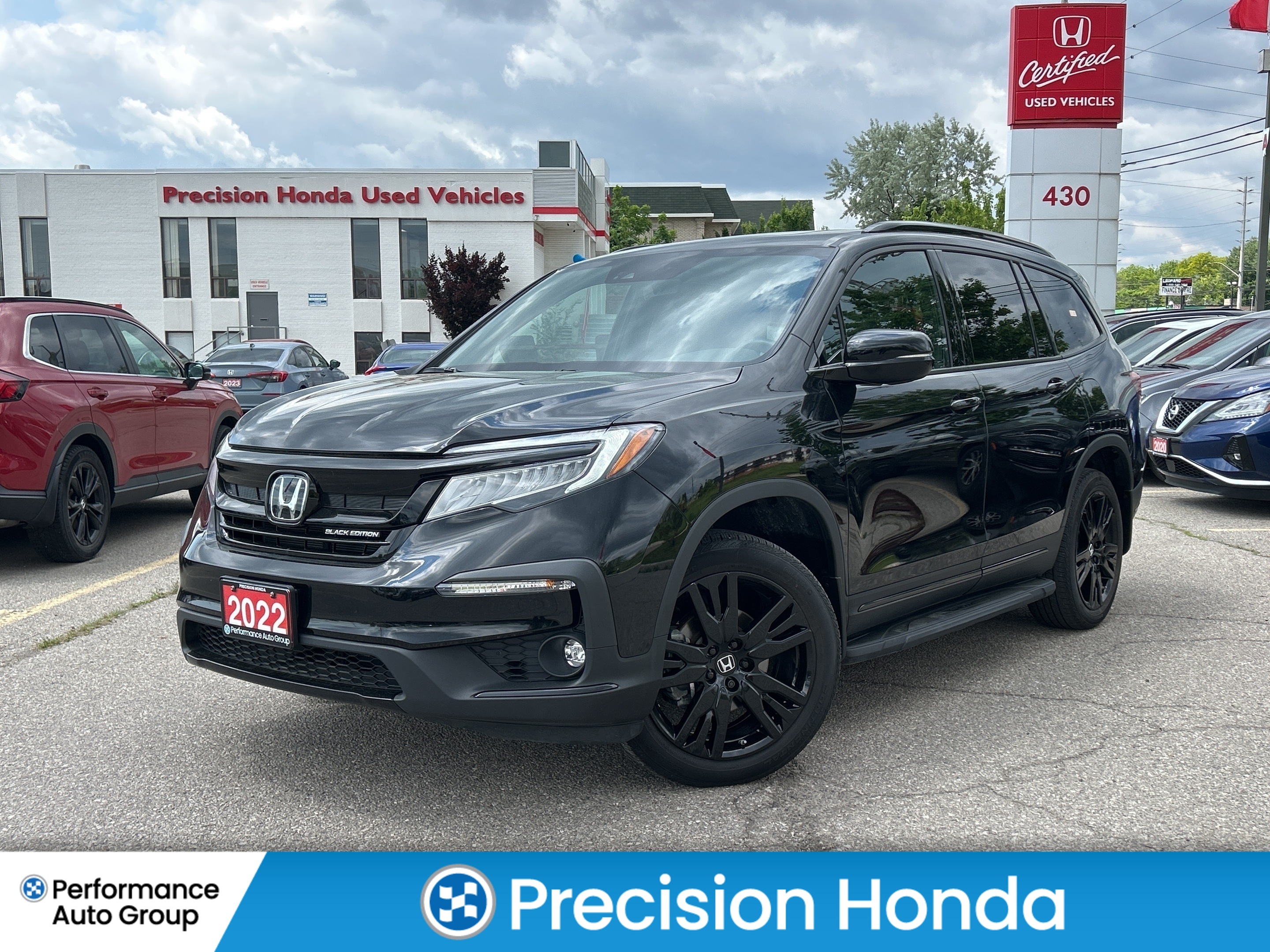 2022 Honda Pilot Black Edition - Leather - Pano Roof - Navigation