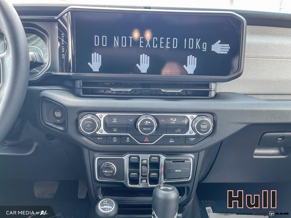 2025 Jeep Wrangler 4-Door Sport, Toronto, Cash