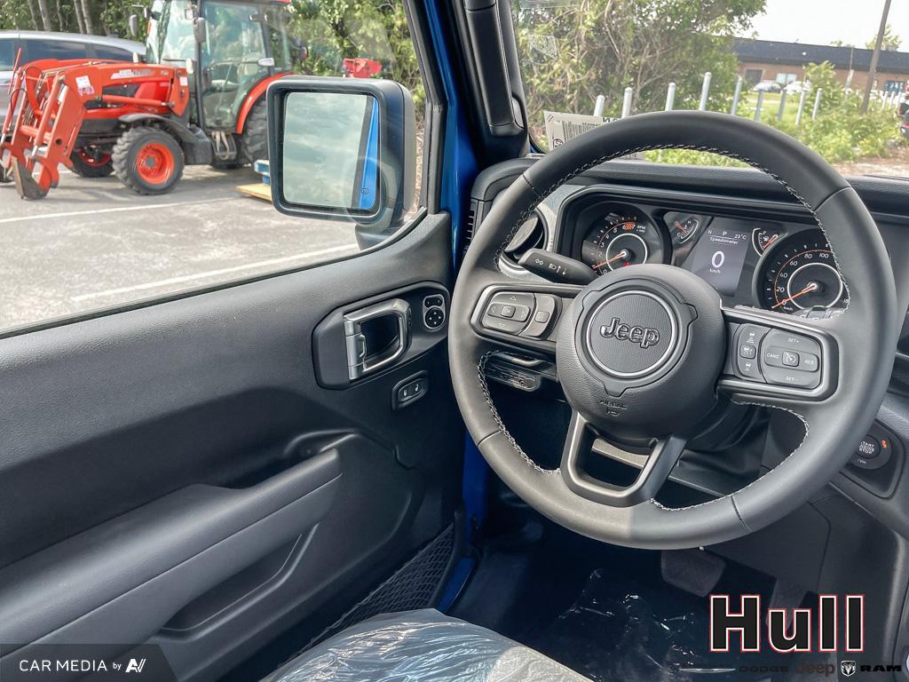 2025 Jeep Wrangler 4-Door Willys, Toronto, Cash