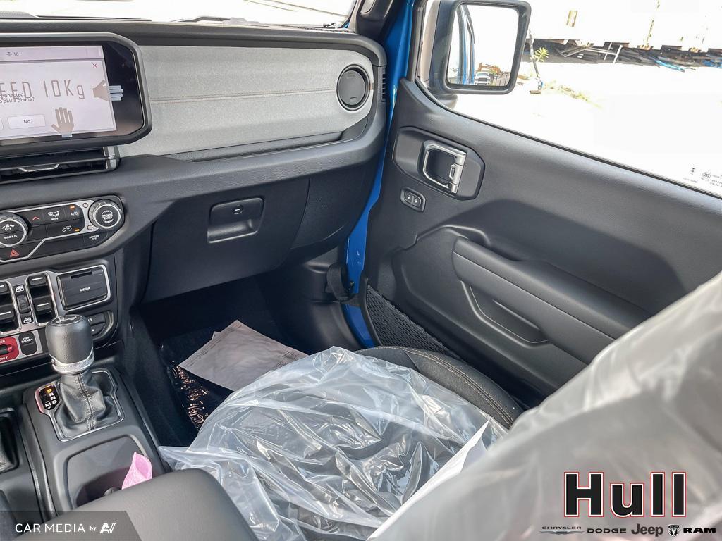 2025 Jeep Wrangler 4-Door Willys, Toronto, Cash