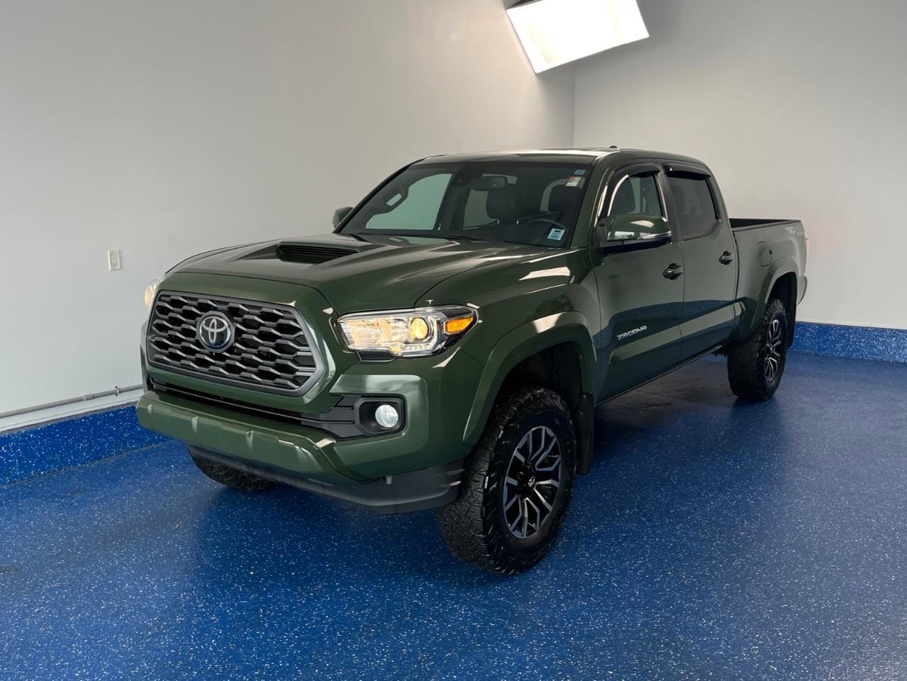 2021 Toyota Tacoma V6 | TRD Sport Premium | Leather Seats | Sunroof |