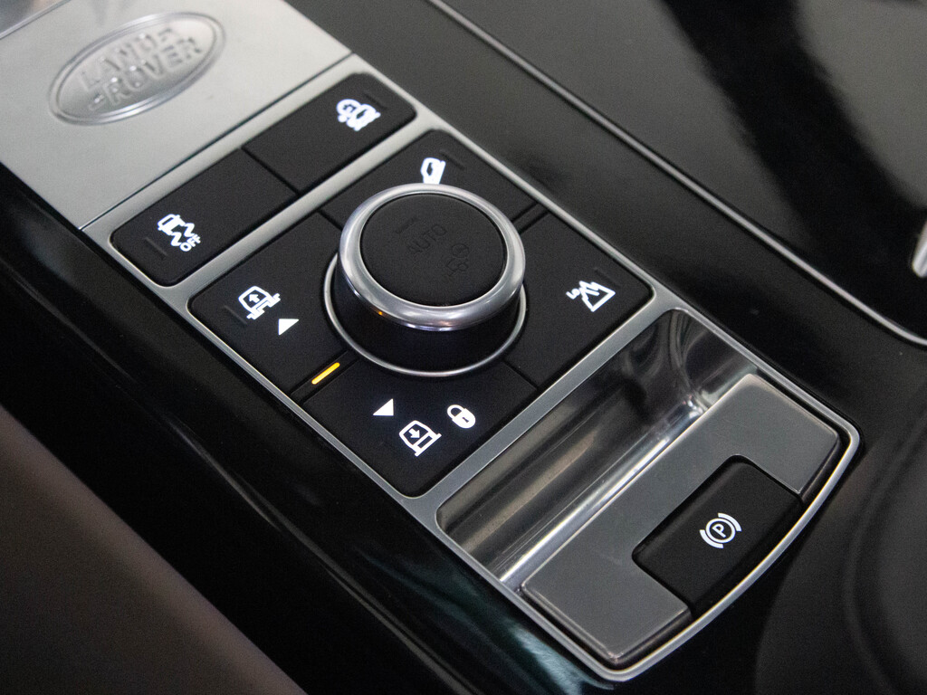 2020 Land Rover Range Rover 5.0L V8 Supercharged P525 HSE, Toronto, Cash