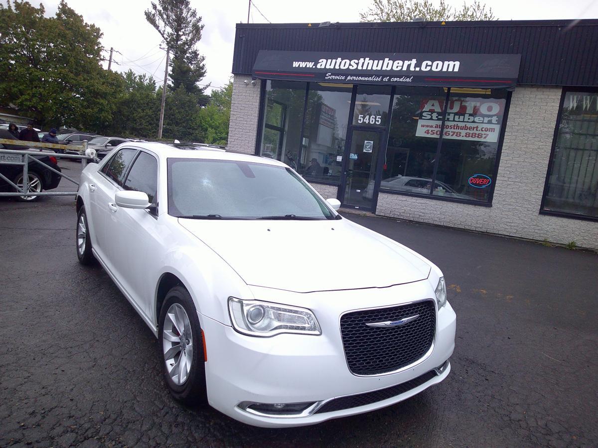 2018 Chrysler 300 300 Touring