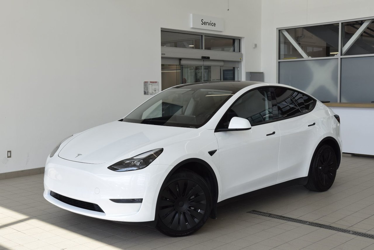 2023 Tesla Model Y SR+LED+CUIR+TOIT PANO+WOW SR+LED+CUIR+TOIT PANO+WO