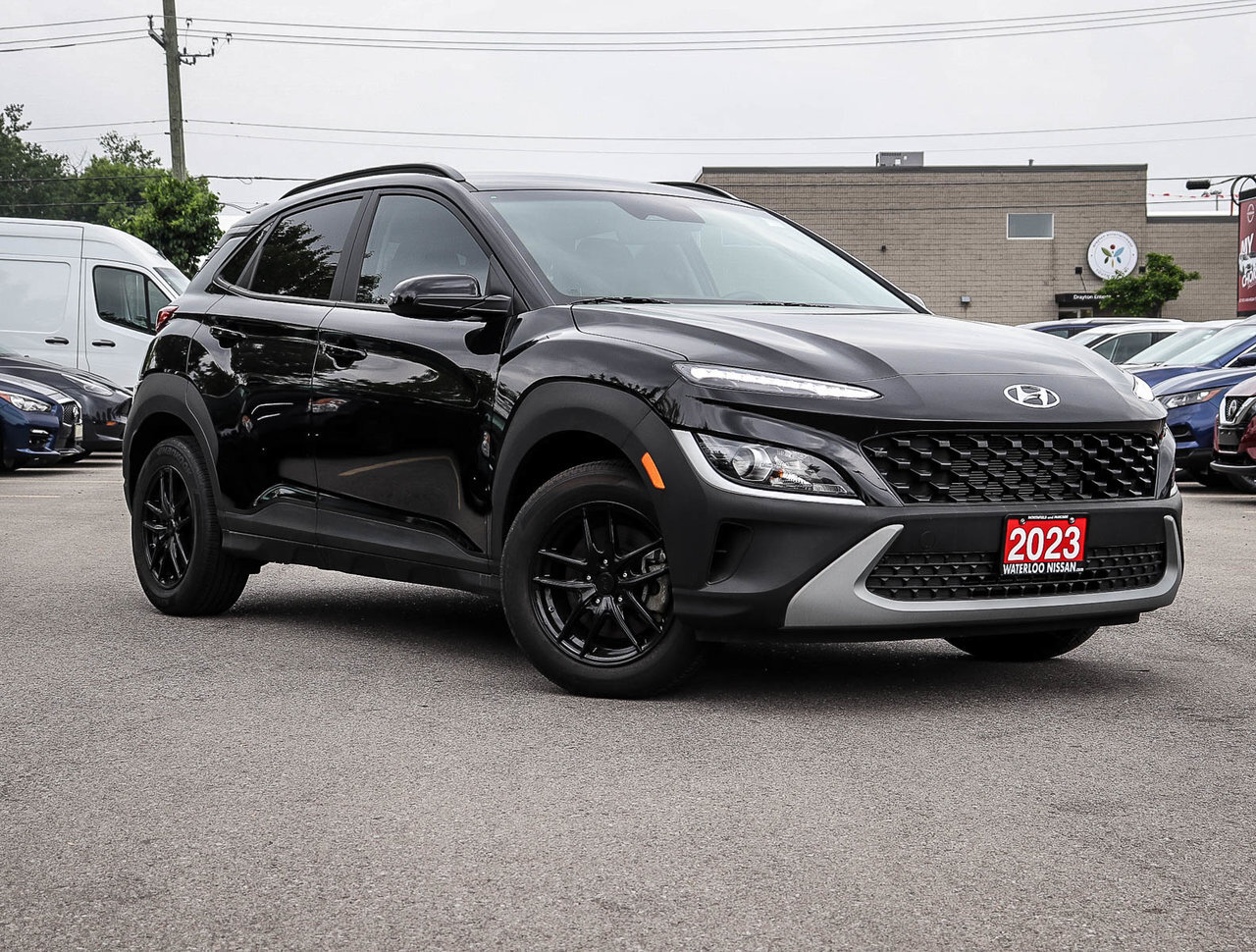 2023 Hyundai Kona Essential 2.0l 4 cyl awd !!! NO ACCIDENTS !!! ONE 