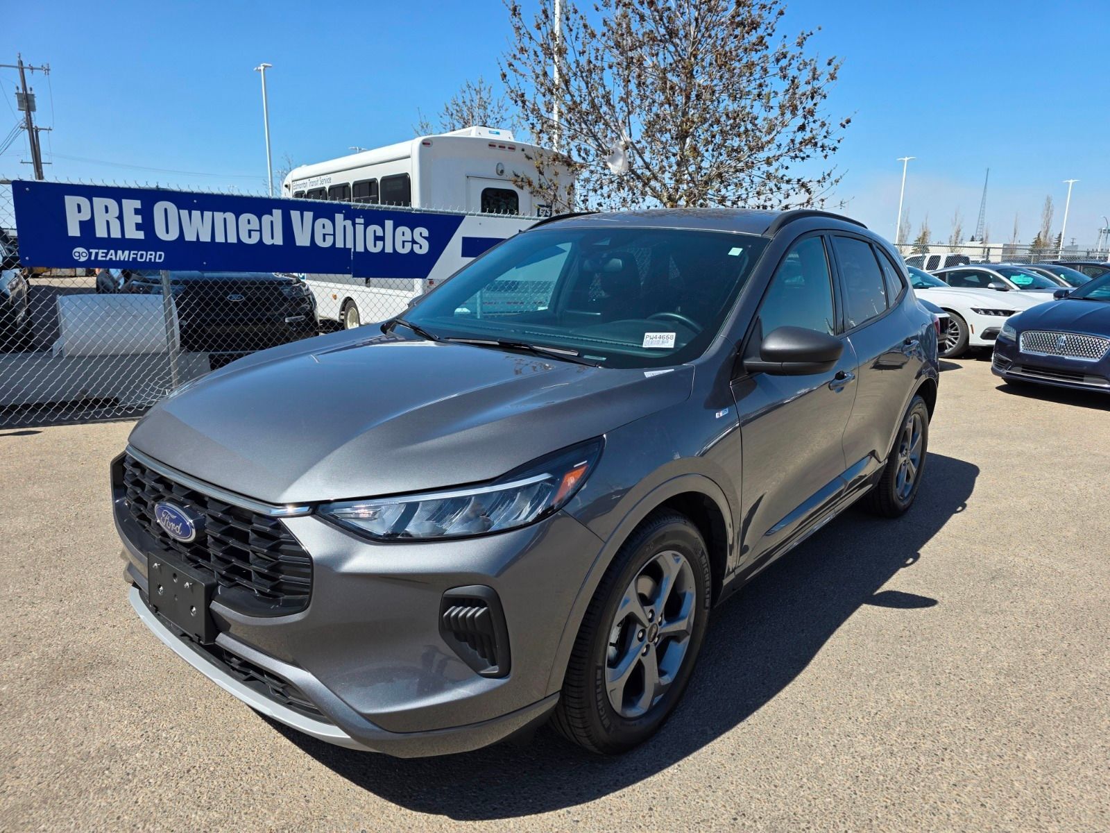 2023 Ford Escape 1.5L ECOBOOST ENG, ST LINE, COLD WEATHER PKG, FORD