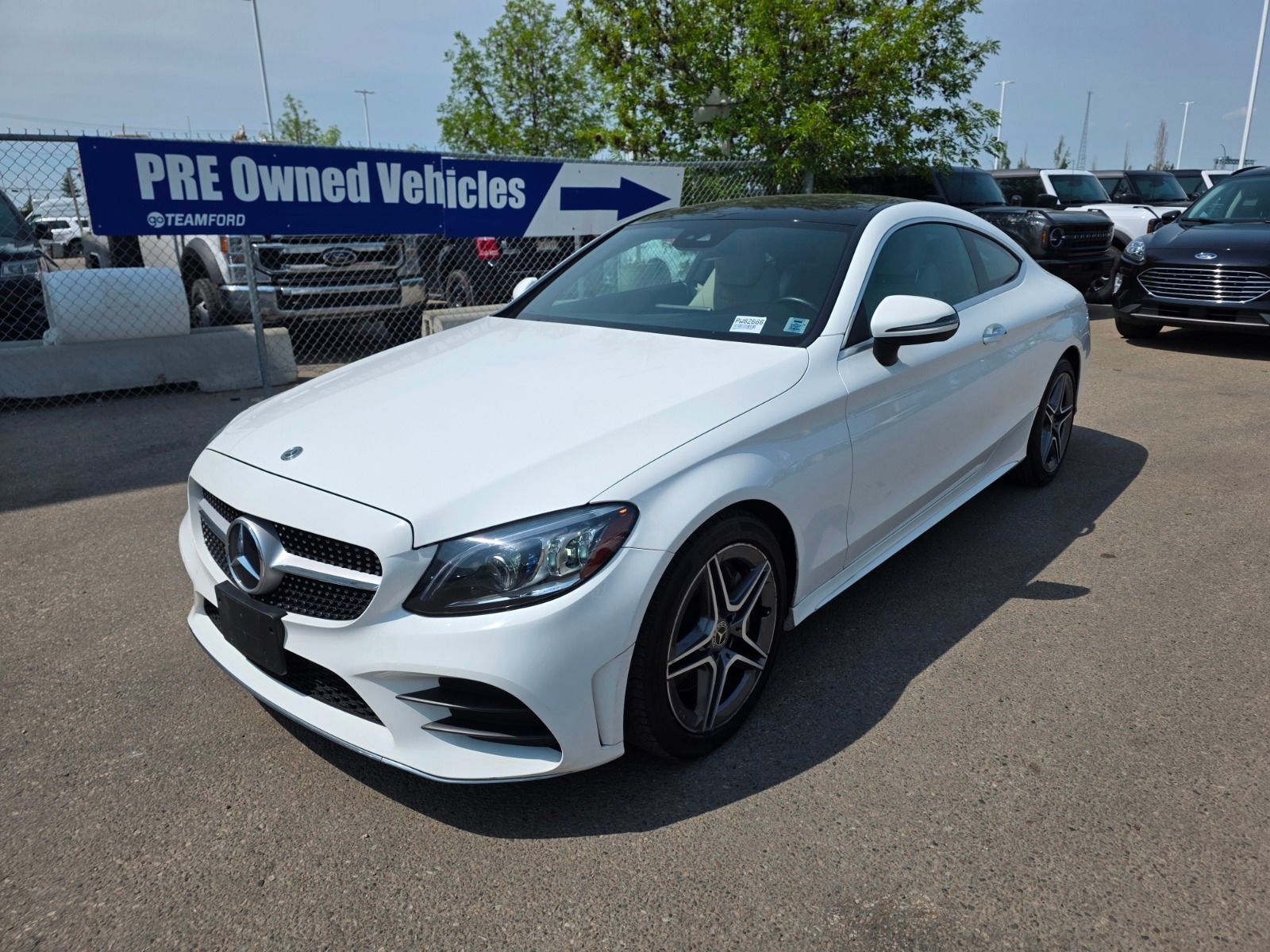 2019 Mercedes-Benz C-Class C300 - 4MATIC, REAR CAMERA, NAVIGATION, LEATHER