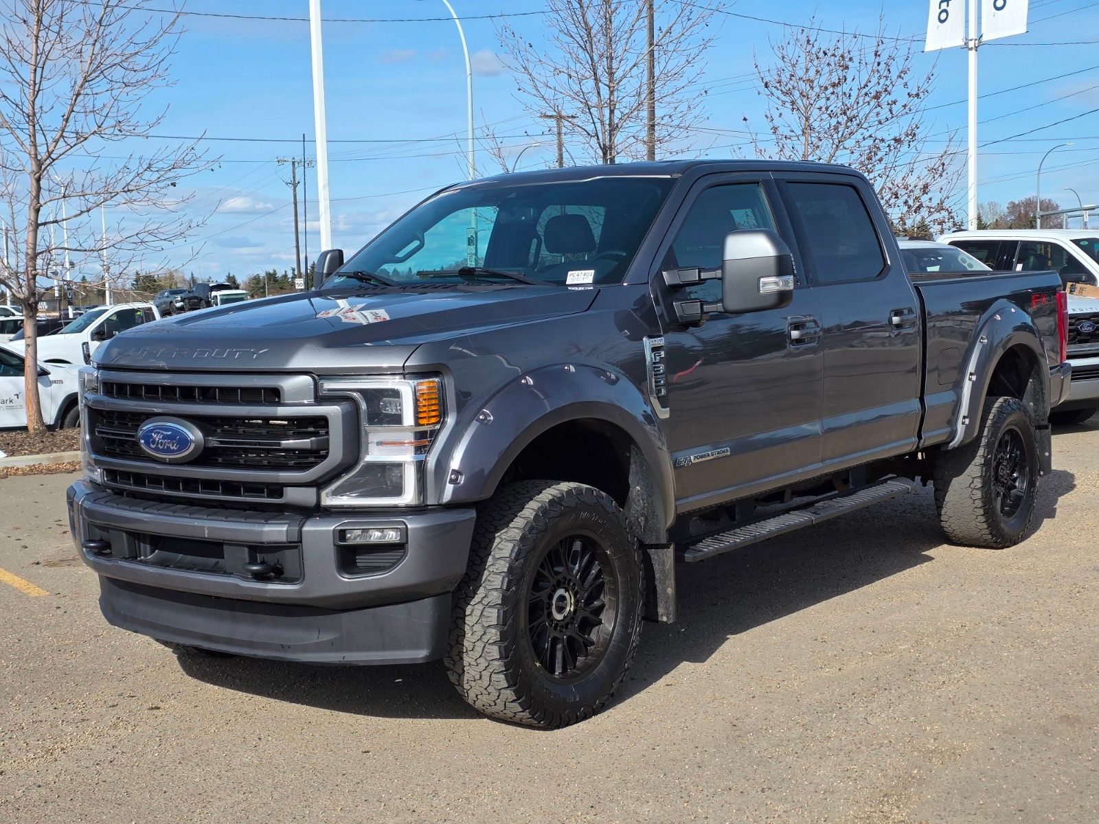 2022 Ford F-350 6.7L POWER STROKE V8 DIESEL, LARIAT, LARIAT APPEAR