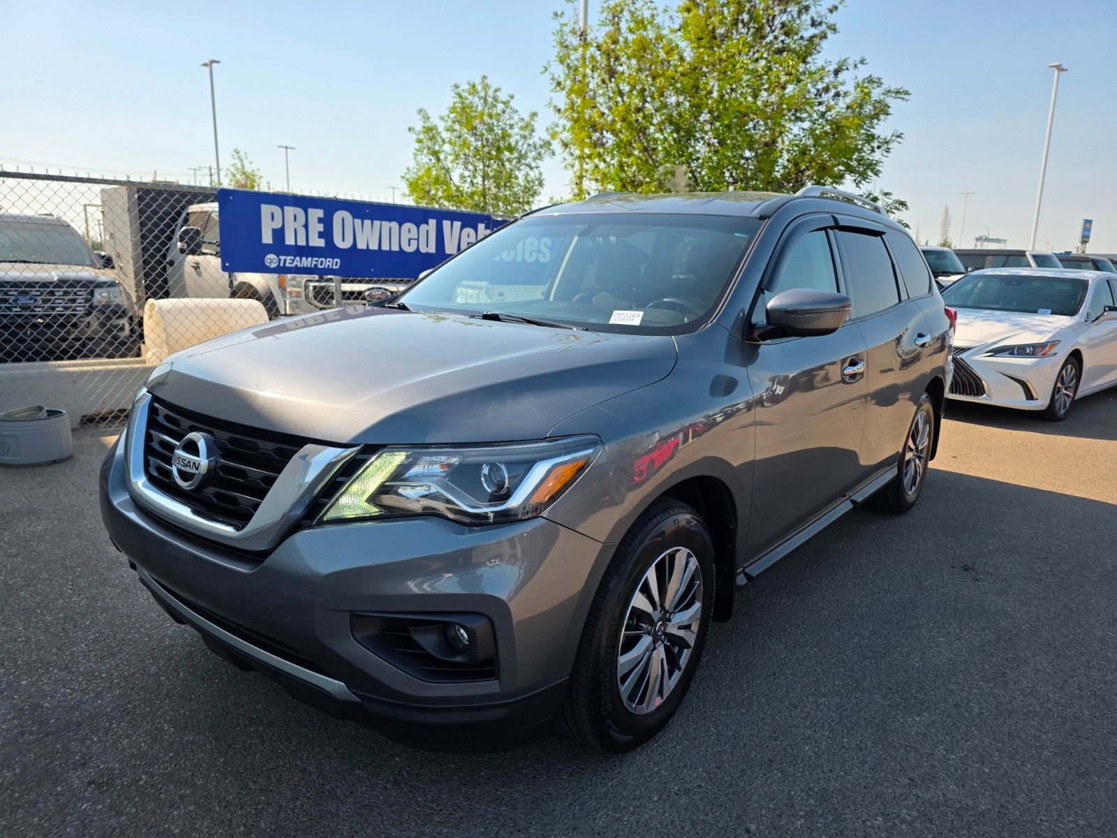 2018 Nissan Pathfinder S - 4WD, HEATED SEATS, SYNC VOICE ACTIVATED SYSTEM