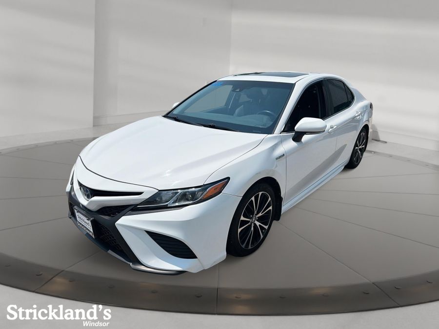 2018 Toyota Camry Hybrid SE CVT 
