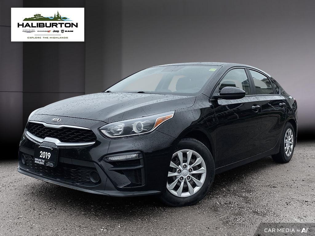 2019 Kia Forte LX - Heated seats & Wheel